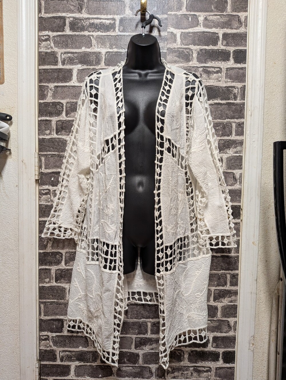Women’s White Crochet Coverup Kimono - Lightweight Beach Layer